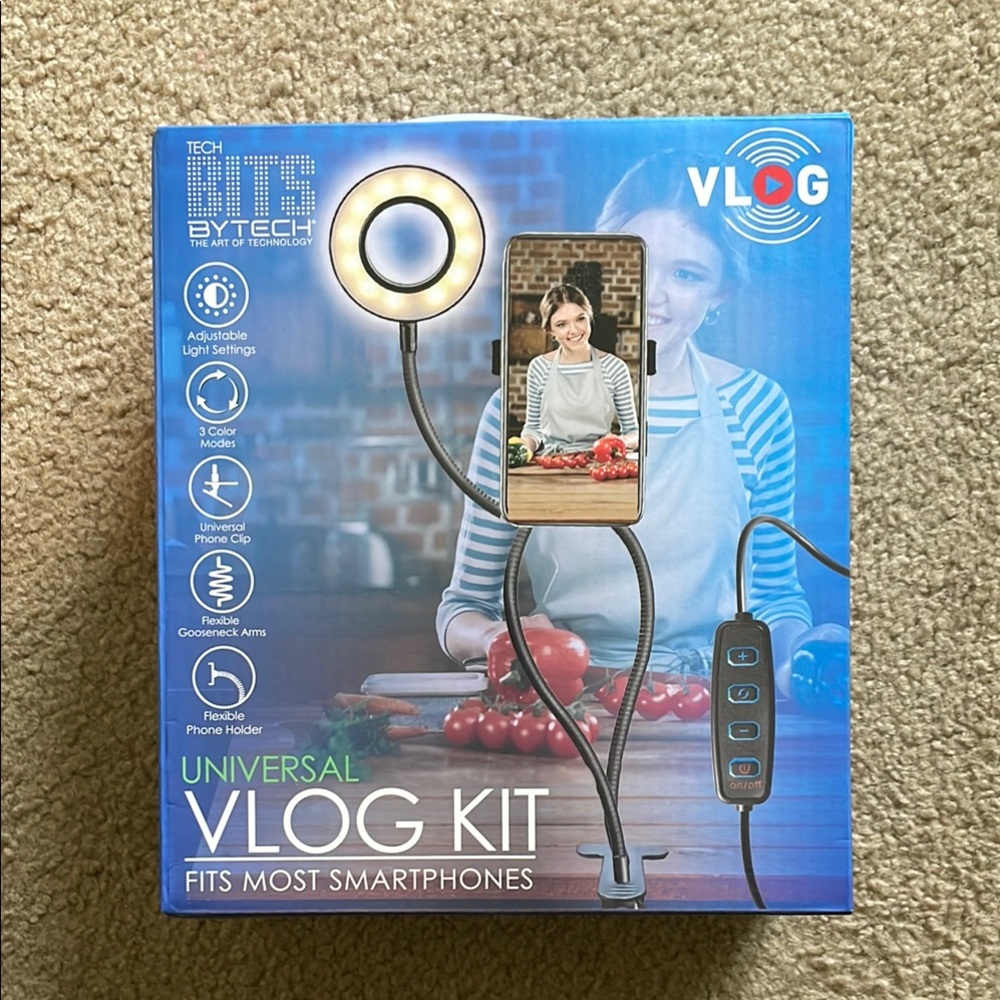 Bytech Universal Vlog Kit - Fits Most Smartphones